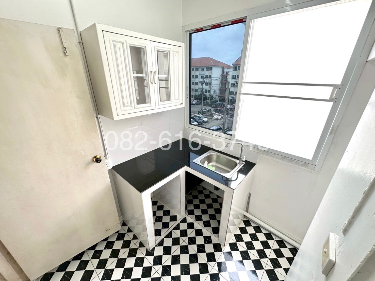 ขาย ห้องเอื้ออาทรท่าอิฐ รัตนาธิเบศร์ ชั้น 4